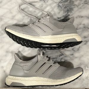 BRAND NEW Women’s Adidas Ultraboost Women’s Size 7